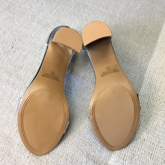 Charlotte Russe metallic silver chunky high heel - Picture 5 of 8